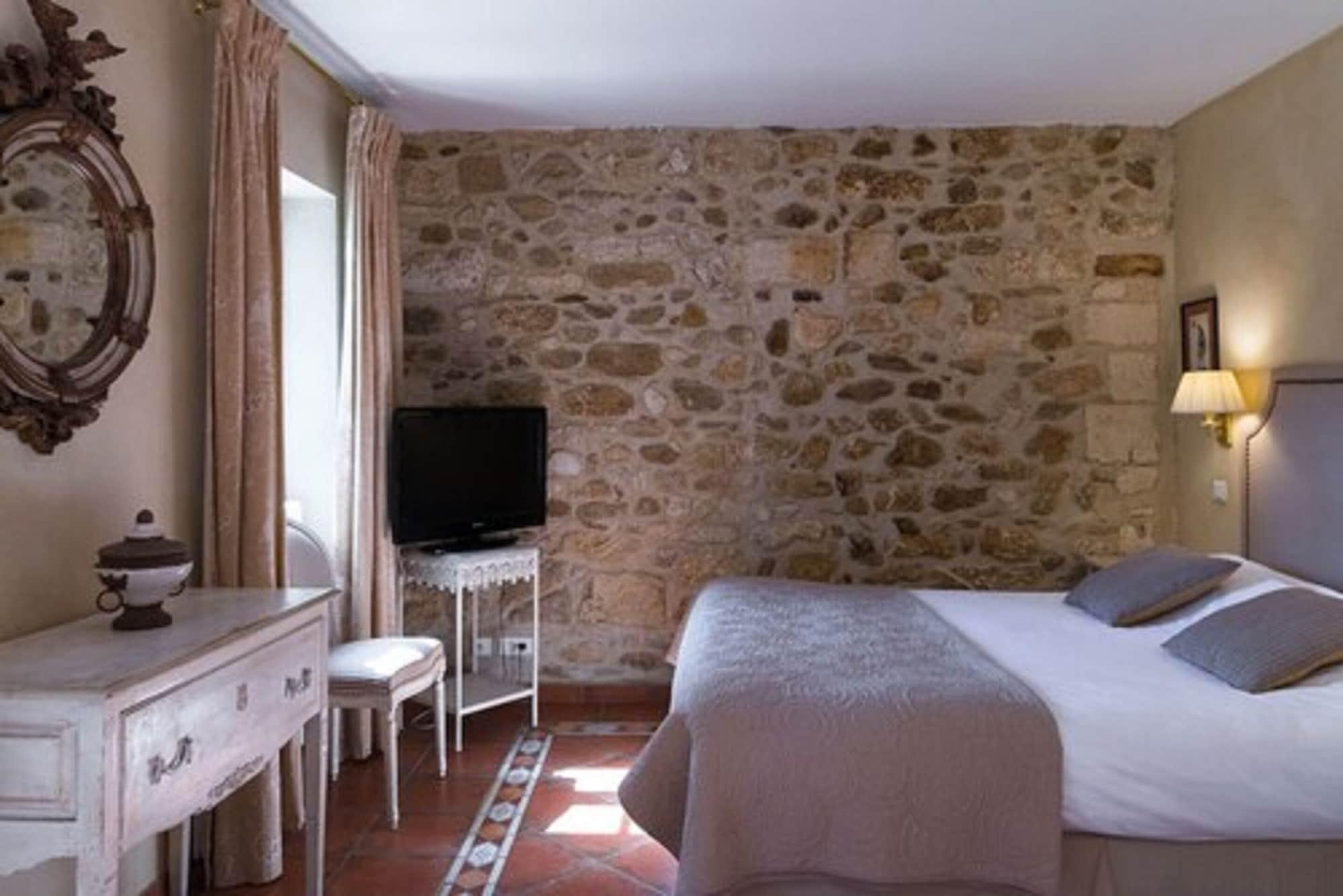 Hotel La Magnaneraie Villeneuve-les-Avignon Exterior photo
